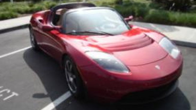 Tesla и Tag Heuer ще творят новия Roadster