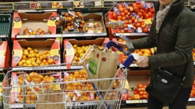 Потребителското доверие във Великобритания продължава да се подобрява