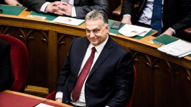 ЕК предприема съдебни действия срещу Унгария заради анти-ЛГБТ законодателството