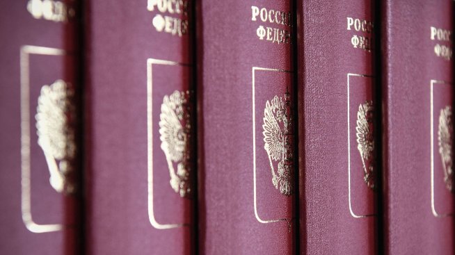 Жозеп Борел отхвърли идеята за пълна забрана на влизането на руснаци в ЕС