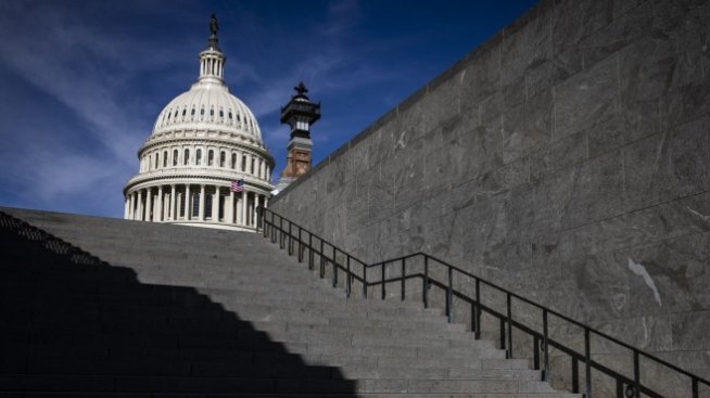 Сметките на демократите за междинните избори догодина може да излязат криви