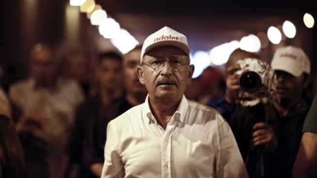 Турската опозиция все повече се опитва да излезе от сянката на Ердоган