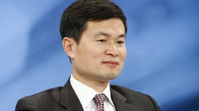 Регулаторът в Китай призна, че лоша комуникация е допринесла за пазарните трусове