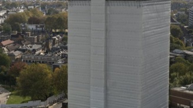 След пожара в Гренфел много лондончани са блокирани в непродаваеми жилища