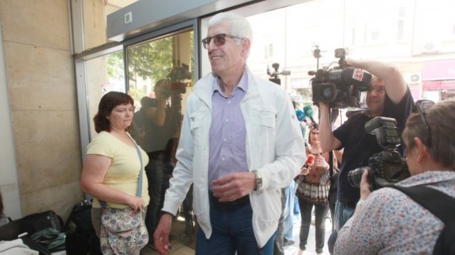 Специализираният съд осъди условно Румен Овчаров за „Мини Бобов дол“