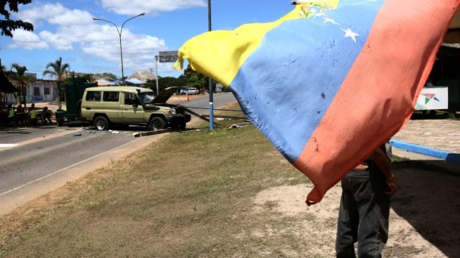 Представители на Гуайдо и Мадуро се връщат в Осло за преговори