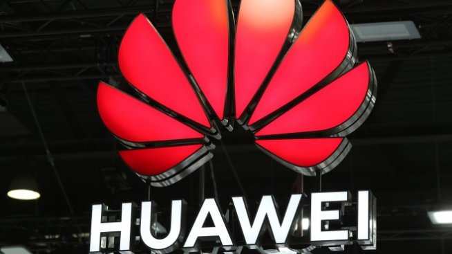 САЩ разследват Huawei за оборудване, ползвано до военни бази
