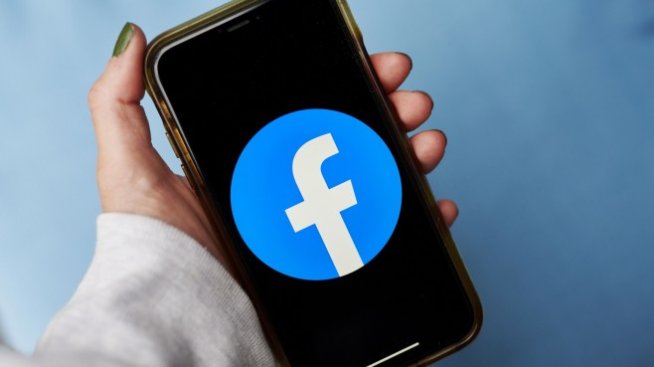 Facebook обмисля NFT функции към своя дигитален портфейл