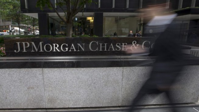 JPMorgan с лекота задмина очакванията за печалбата и приходите за тримесечието