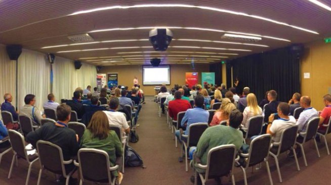 Твърдите дискове няма да изчезнат  