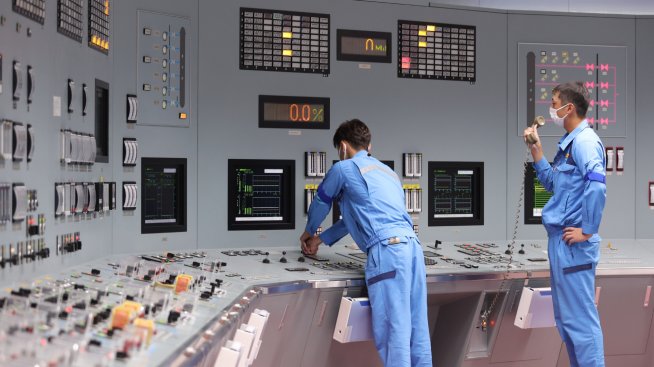 Япония отново спря реактора, пуснат 13 години след бедствието от 2011 г.