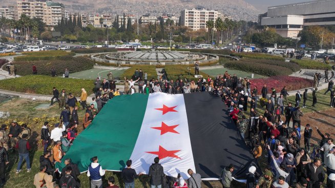 Сирийски съд издаде задочна заповед за арест на Башар Асад