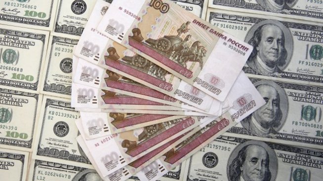 Руското финансово министерство ще изкупува по-малко валута през март