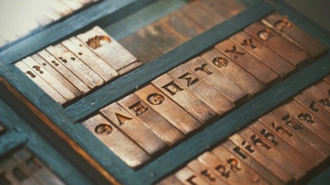 А когато свършат буквите на гръцката азбука?