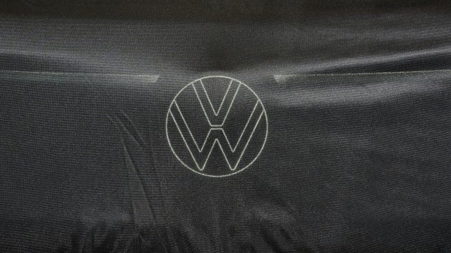 Volkswagen разработи система за подпомагане на водача с фокус върху Китай