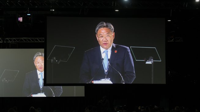 Китай и Русия задълбочават търговските връзки въпреки неодобрението на Запада