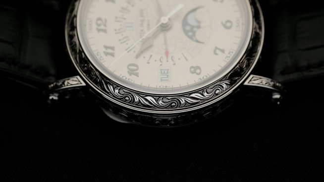 Износът на швейцарски часовници отново се свива през октомври