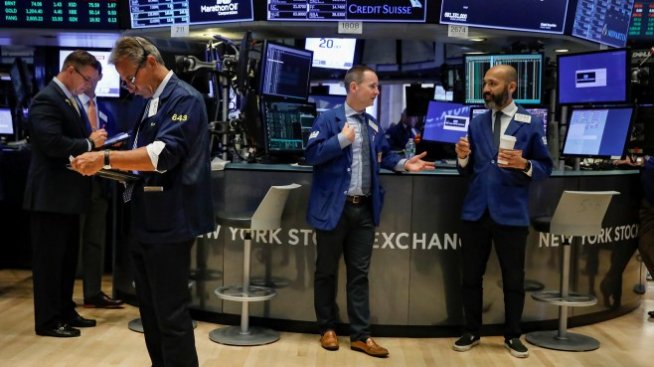 Новите тревоги на Тръмп не влияят значително на Wall Street*