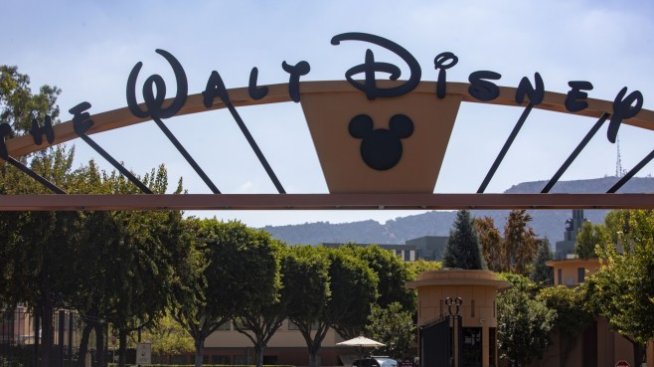 И Disney замразява бизнеса си в Русия