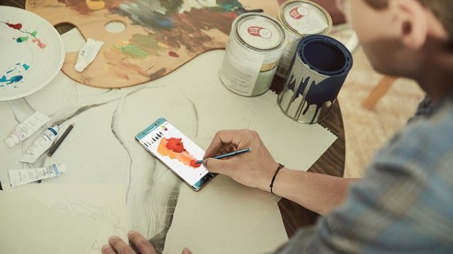 Note 7 може да е най-добрият шанс на Samsung да привлече потребители на iPhone