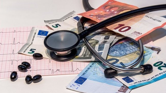 Корекция в реимбурсирането на лекарства за социално значими болести предлагат икономисти