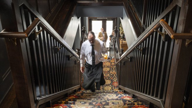 Секторът на услугите в САЩ се забавя до петмесечно дъно през октомври