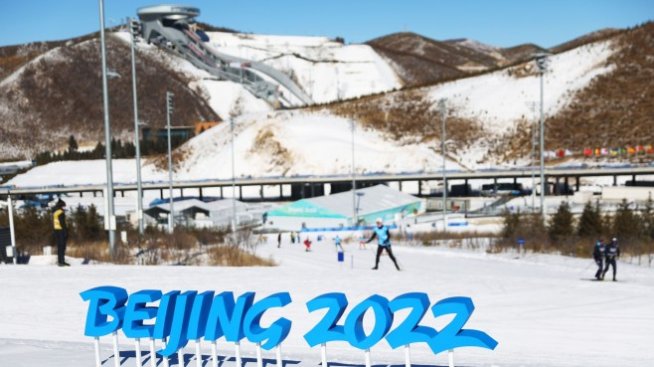 Откриването на Зимните олимпийски игри дава шанс на Китай да излъска имиджа си