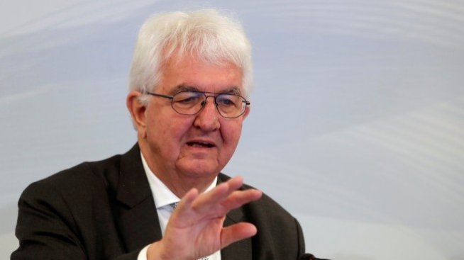 Шефът на централната банка на Австрия е искал отлагане на решението на ЕЦБ