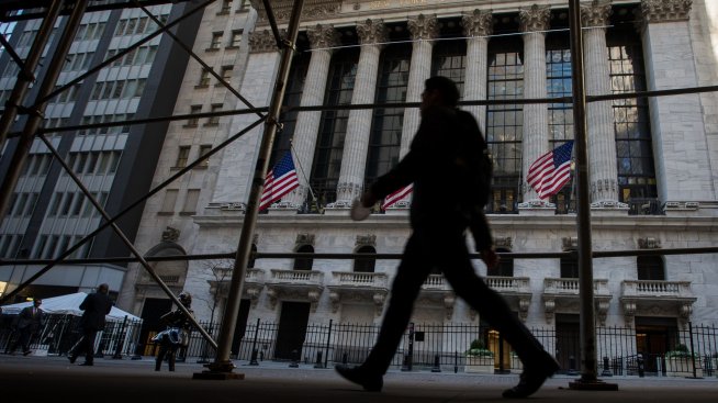 Wall Street продължи декемврийските разпродажби