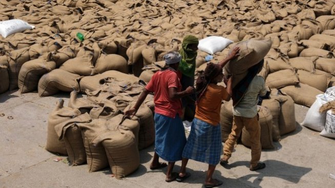 Индия забрани износа на пшеница с незабавен ефект