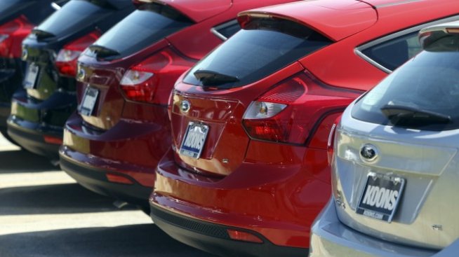 Ford протегна ръка към приза за най-продаван автомобил в света