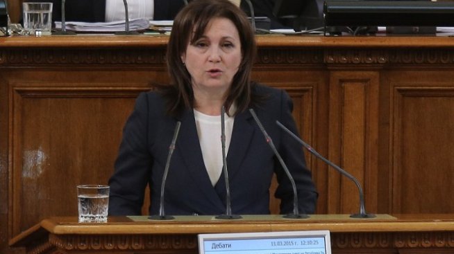 Румяна Бъчварова обеща в МВР да не се провеждат тайни срещи