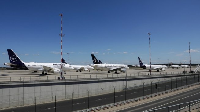 Европейските авиоконцерни запазват слотовете при ползване на 40% вместо досегашните 80%