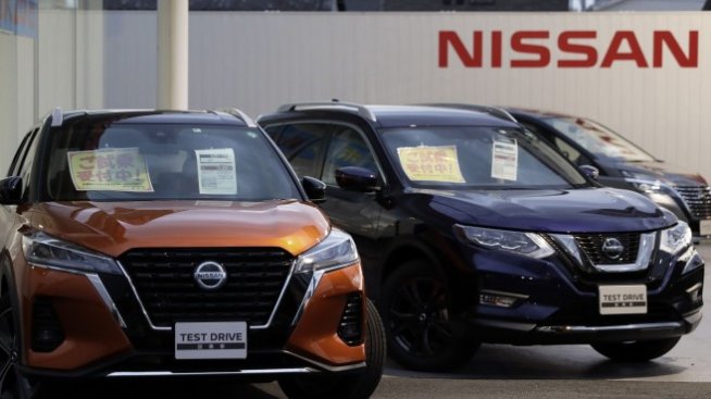 Nissan очаква трета поредна година на загуба заради недостига на полупроводници