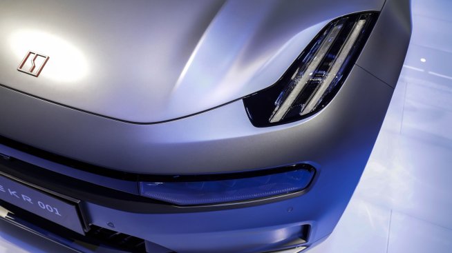 Марката на Geely за премиум електромобили поглежда към Европа