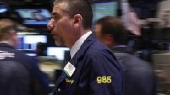 Индексите в САЩ с резки спадове в първата за седмицата сесия