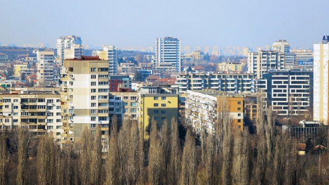 По-малко, но по-големи жилища са въведени в експлоатация у нас през първото тримесечие