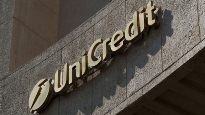 UniCredit започва второ обратно изкупуване на акции за тази година