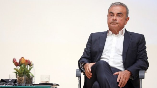 Карлос Гон създава университетска бизнес програма в Ливан