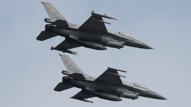 Новите осем изтребителя F-16 ще се плащат разсрочено от бюджета