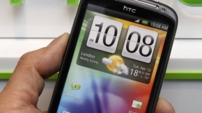 HTC смени финансовия си директор