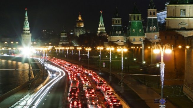 Руската икономика се свива през ноември за пръв път от пет месеца