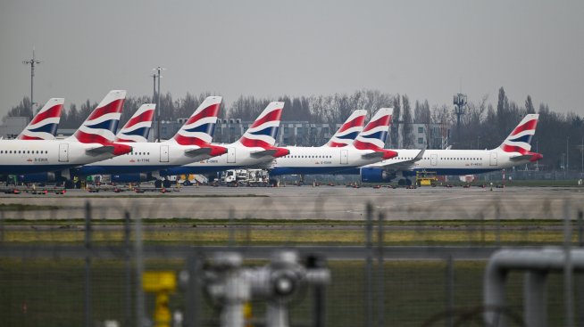 Летище "Хийтроу" отново е отворено и работи нормално