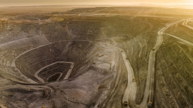 Саудитска Арабия се включва в инвестиционната битка за добив на стратегически метали