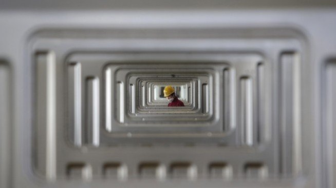 Кристофор Павлов: Очакваме краткотрайна и плитка рецесия в промишлеността