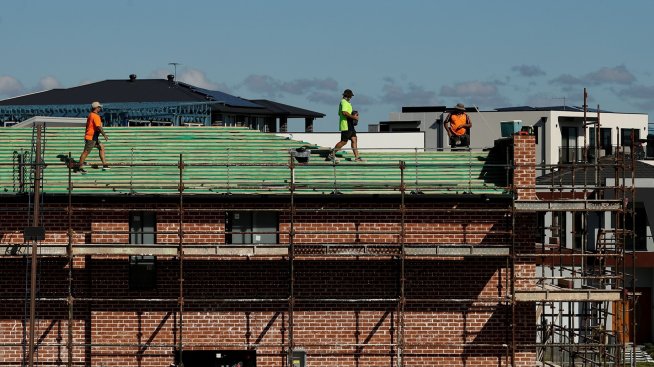 Азиатските инвеститори в имоти искат да продават въпреки края на лихвените повишения