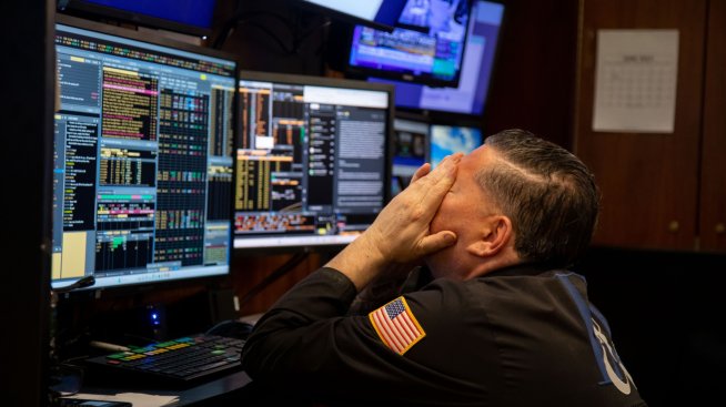 Индексите на Wall Street започват сесията на червено след данните за инфлацията*