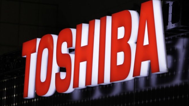 Toshiba отделя подразделението си за персонални компютри?