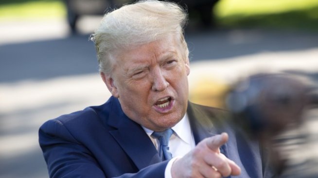 New York Times: Доналд Тръмп не е Ричард Никсън