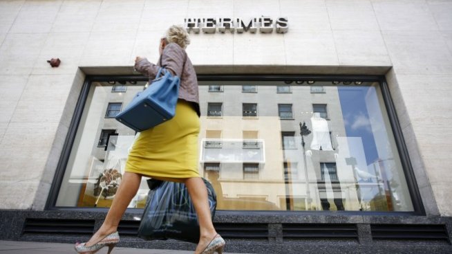 Дрехите и чантите помогнаха за ръста на продажбите на Hermes през тримесечието